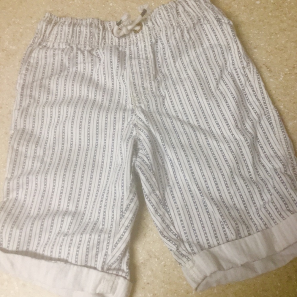 Boys size 8 Gymboree shorts
